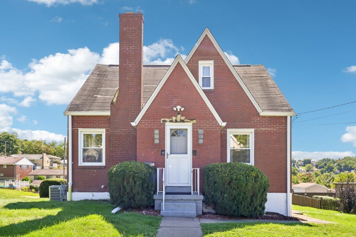 318 Oak STREET — photo 1