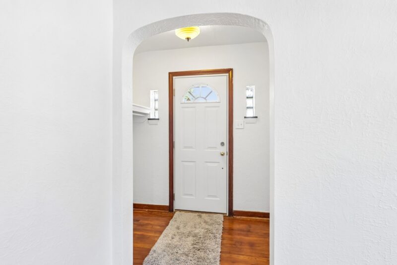 318 Oak STREET — photo 3