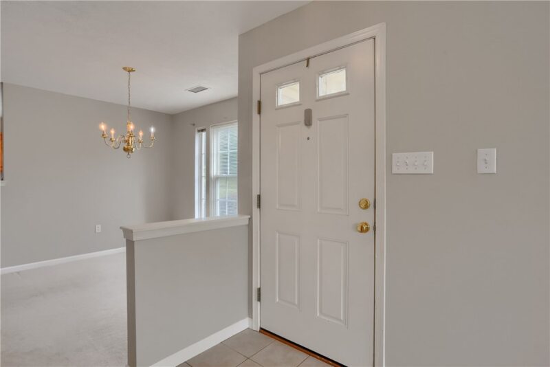 724 Spencer Woods Drive — photo 6