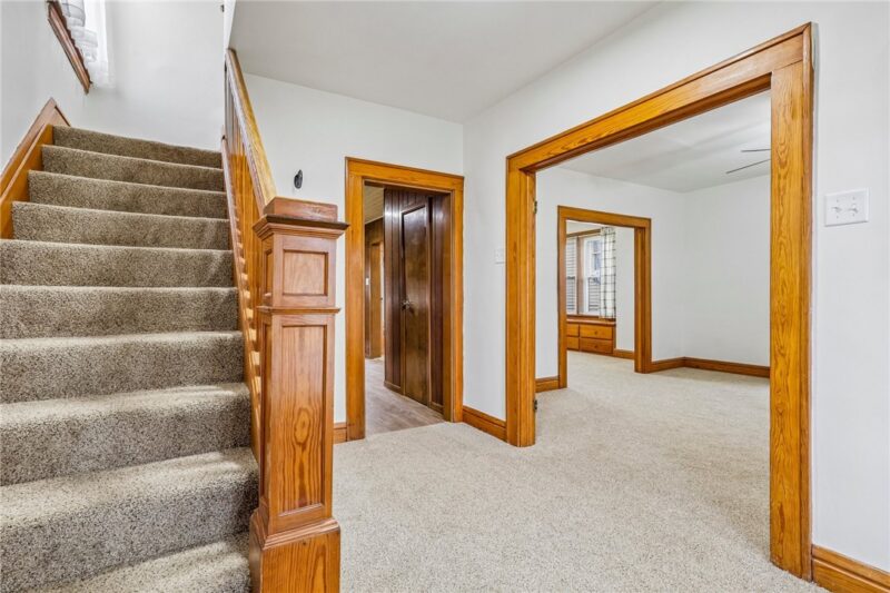 8 E Morehead Avenue — photo 8