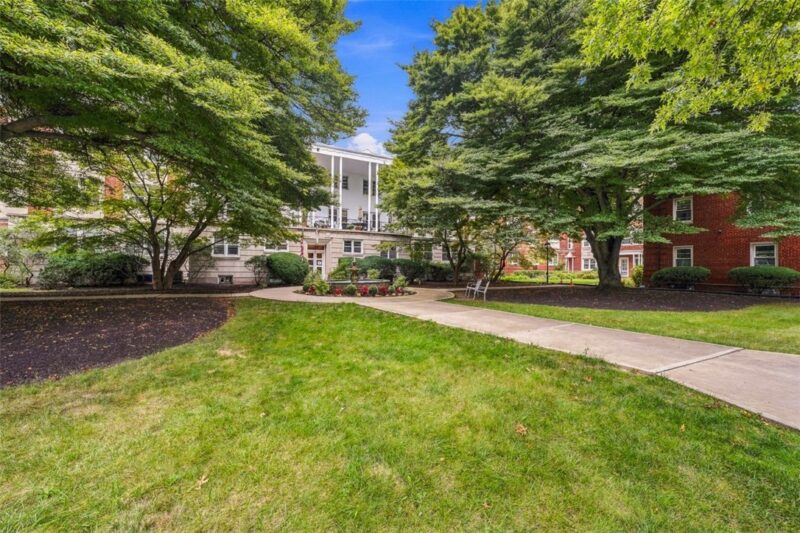 825 Morewood Ave G7 — photo 3