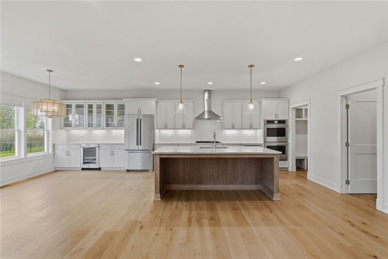 528 Harvest View Dr — photo 8
