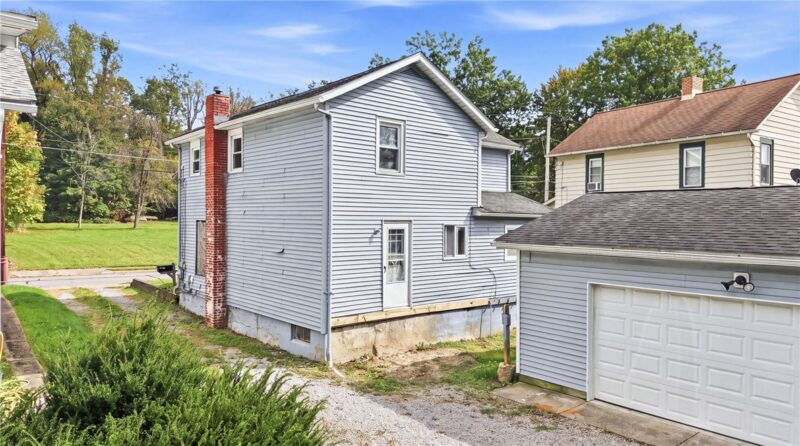 138 STRAWBRIDGE AVENUE — photo 3