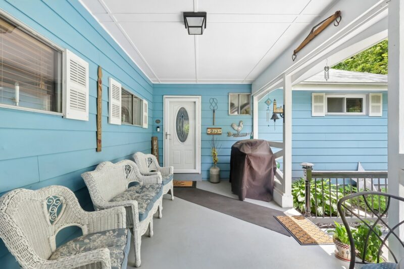 233 Stoup Rd — photo 2