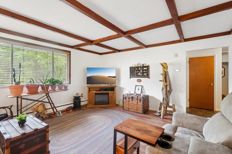 233 Stoup Rd — photo 8