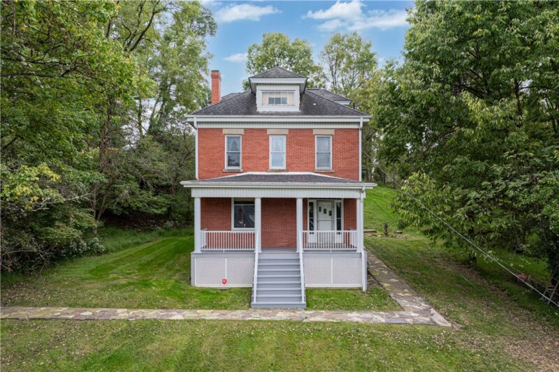 98 Acheson Ave — photo 2