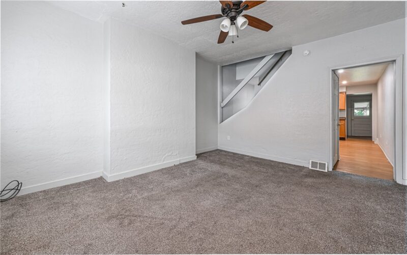 454 North — photo 3