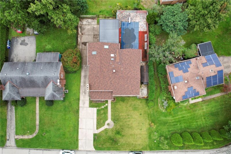 1212 Northwestern Dr — photo 2