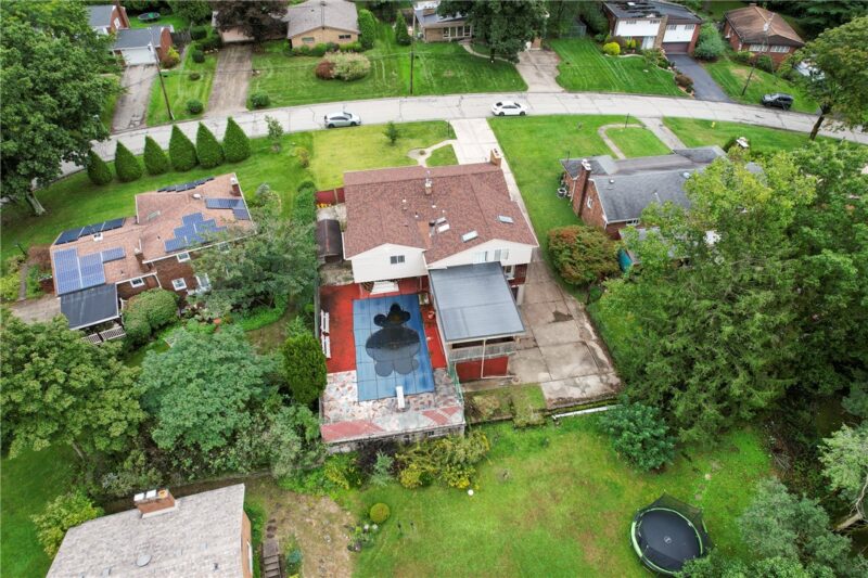 1212 Northwestern Dr — photo 3
