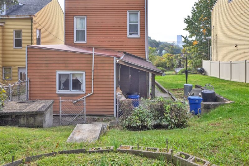 912 Mina St — photo 7