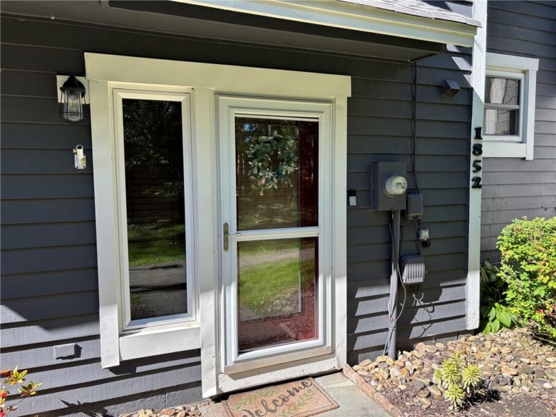 1852 Eagles Ridge Way — photo 3