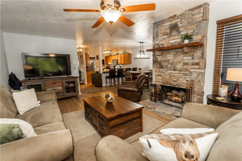 1852 Eagles Ridge Way — photo 8