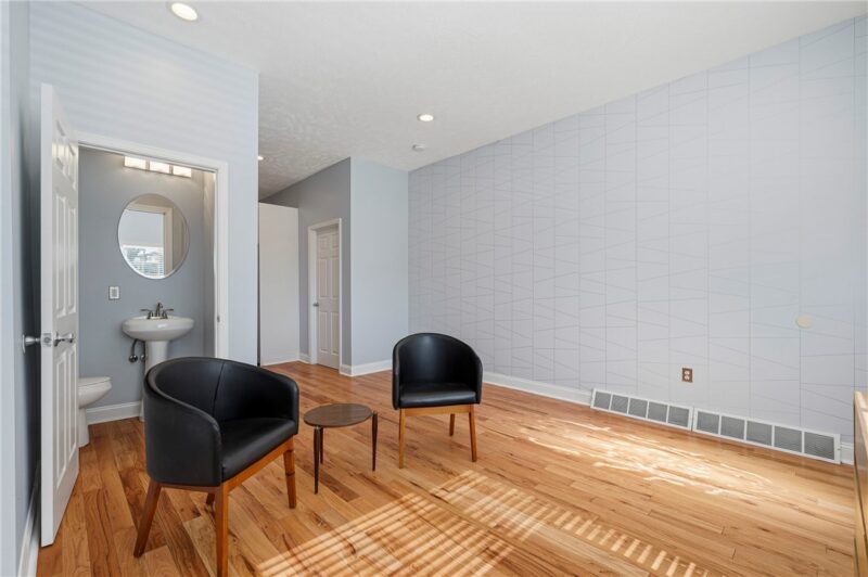 915 Mccandless Ave — photo 4