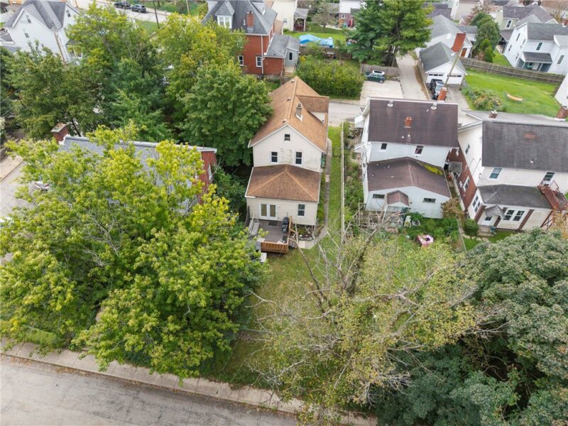 709 Short St — photo 3