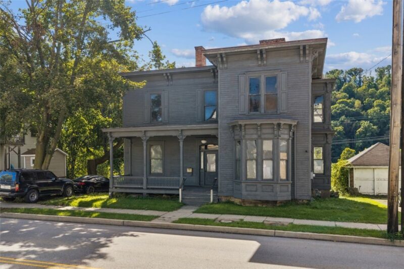 1324 3rd Ave