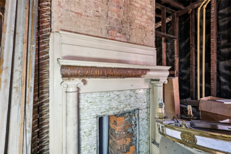 1324 3rd Ave — photo 5