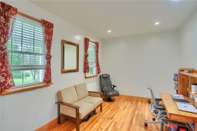 371 Hickernell Rd — photo 8