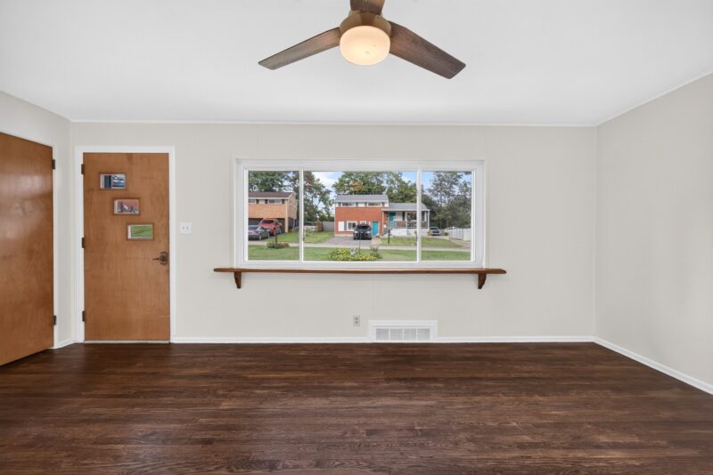 208 Burch Drive — photo 7