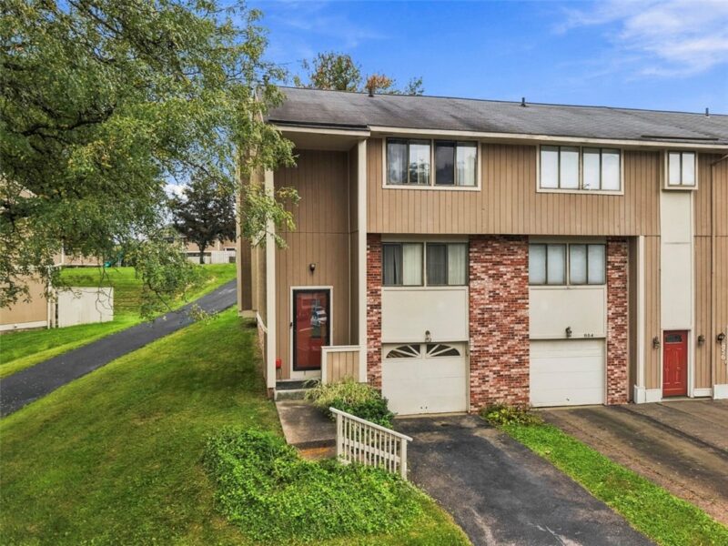 852 Wheatland Cir — photo 3