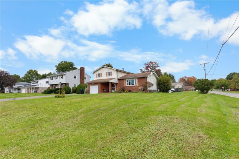 130 Todd Ave — photo 3