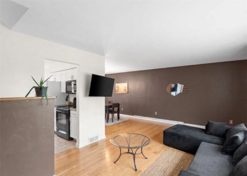 130 Todd Ave — photo 6