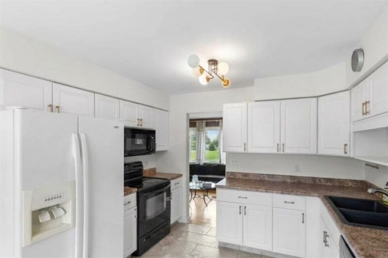 130 Todd Ave — photo 8