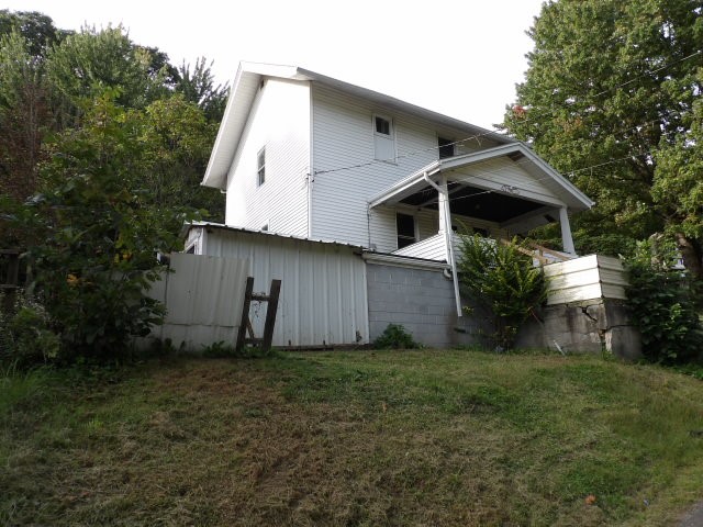 157 Martin Farm Road — photo 2