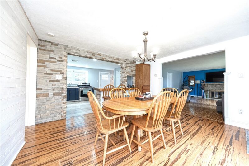 715 Powers Dr — photo 7