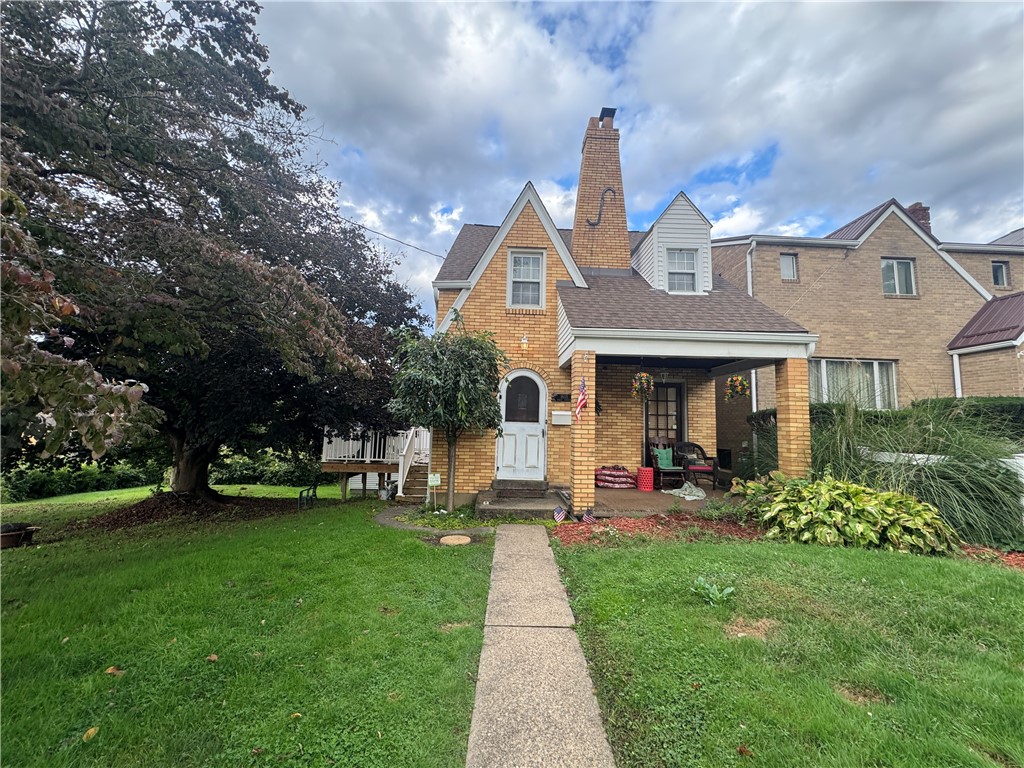 1605 Ridge Ave — photo 1