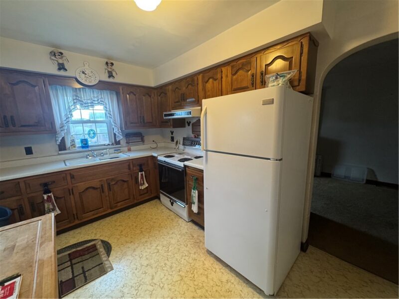 1605 Ridge Ave — photo 8