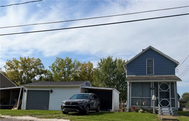 1506 Thorpe St — photo 3