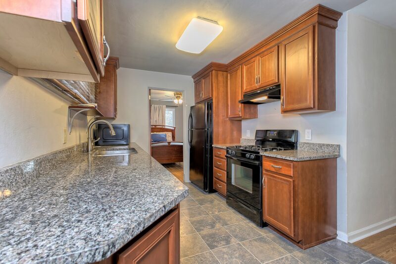 505 Garden City Dr — photo 6