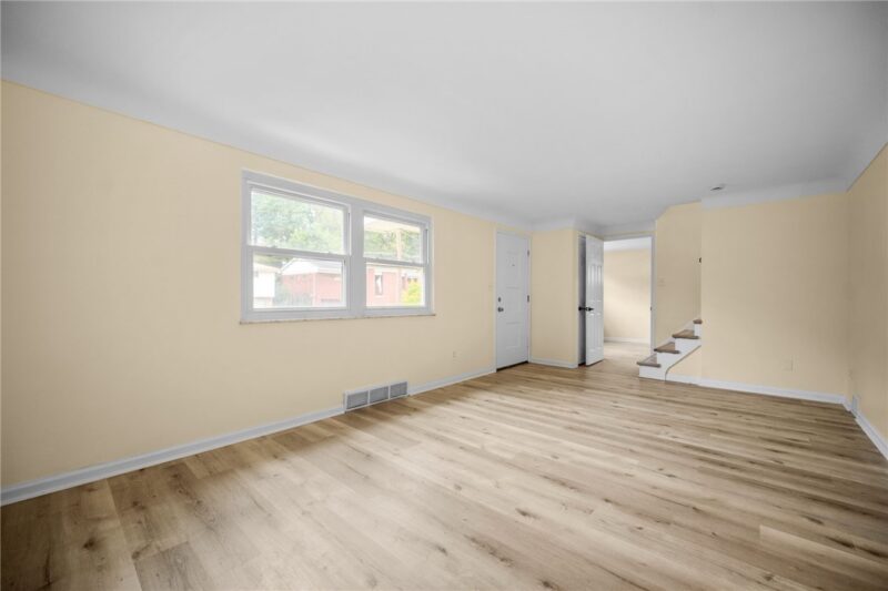 4710 Bowes Ave — photo 6