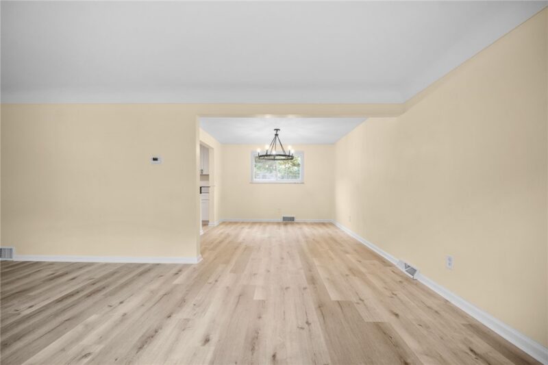 4710 Bowes Ave — photo 8