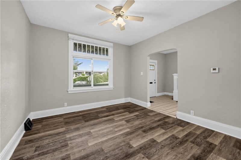487 Antenor Ave — photo 4