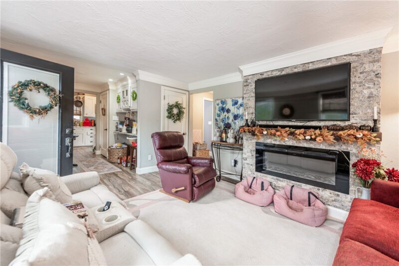 92 Adams Dr — photo 4