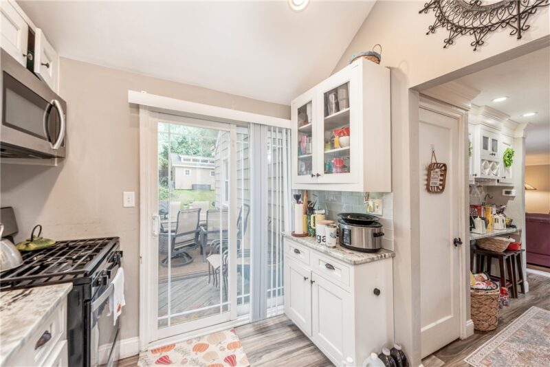 92 Adams Dr — photo 6