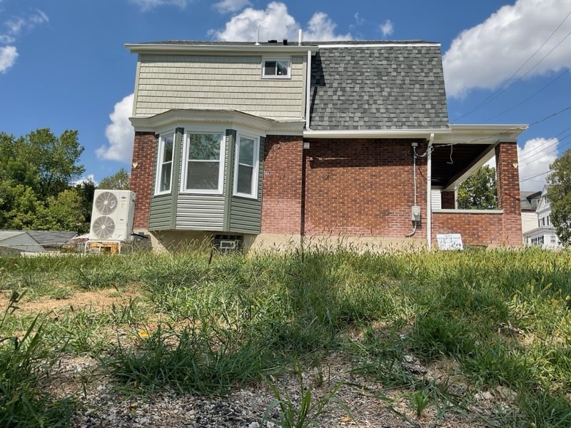 844 Gearing Ave — photo 3