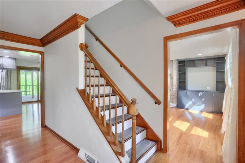 2525 Country Side Lane — photo 3