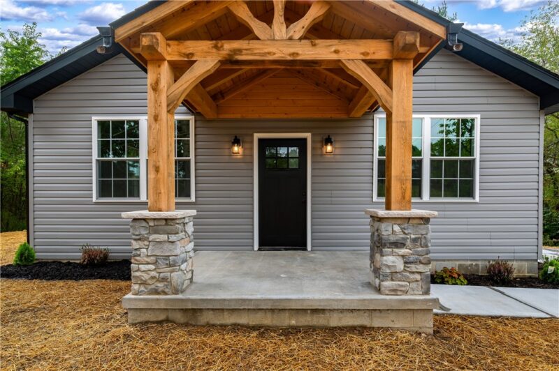 156 Moran Rd — photo 3