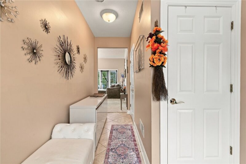 101 Chateau Dr — photo 4