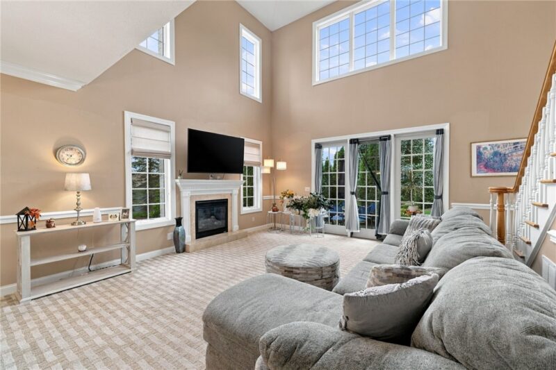 101 Chateau Dr — photo 6