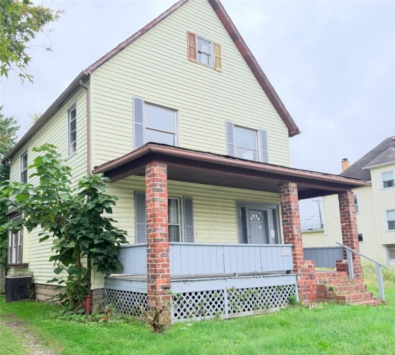 211 Cedar Ave — photo 3