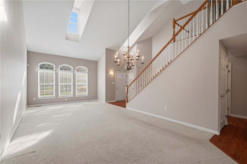 5025 Jackson Drive — photo 4