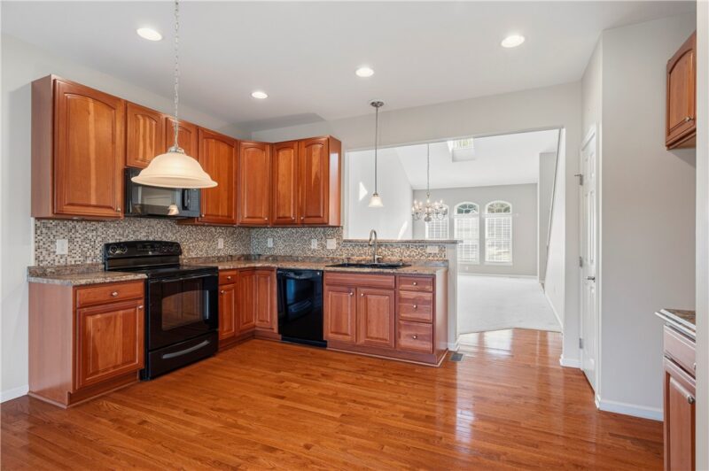 5025 Jackson Drive — photo 6