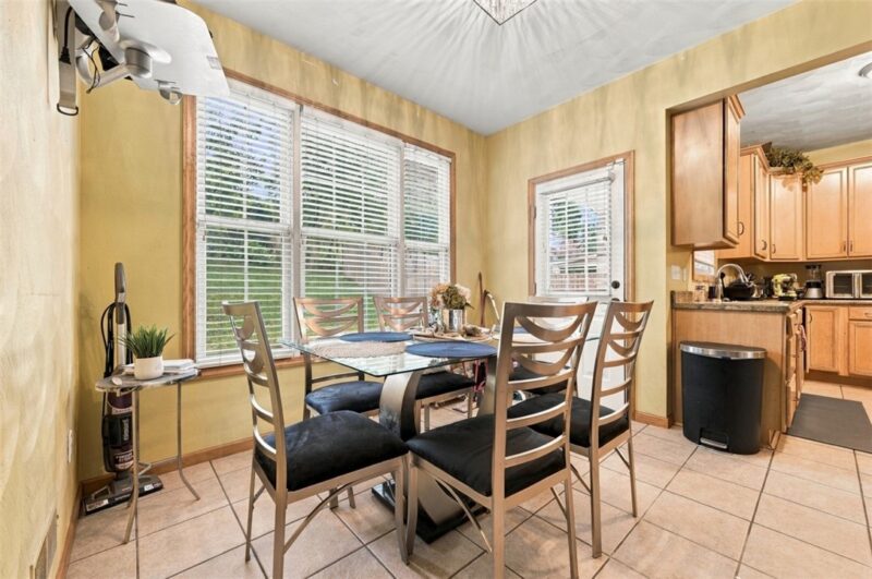 525 Hoover Rd — photo 8