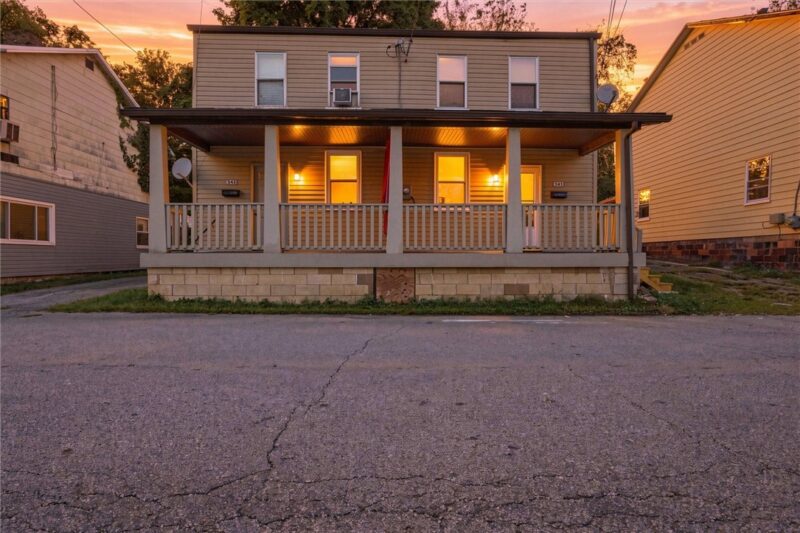 342 - 344 Oak St — photo 4
