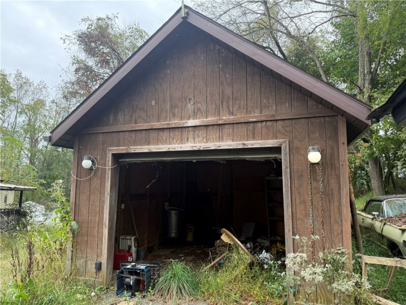 189 Shuster Hollow Rd — photo 4
