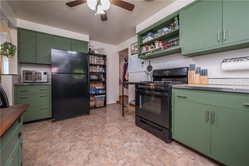 2256 Lutz Ave — photo 7