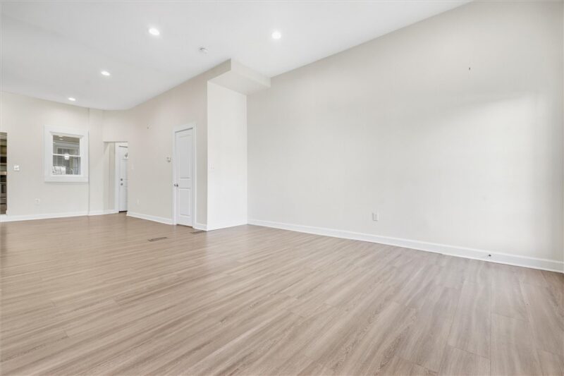 2410 Leticoe St — photo 7